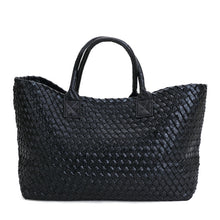 Load image into Gallery viewer, hand-woven women's bag spring summer new European and American tide single shoulder vegetable basket women casual bag